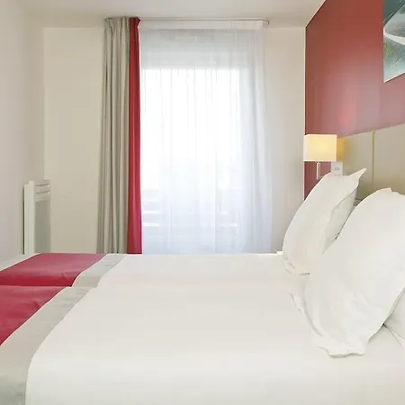 Sejours & Affairs Paris Bagneux Aparthotel 2*