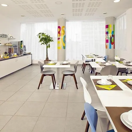 Sejours & Affairs Paris Bagneux Aparthotel 2*